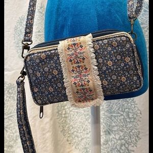 Natural Life Phone & Wallet Crossbody/Wristlet